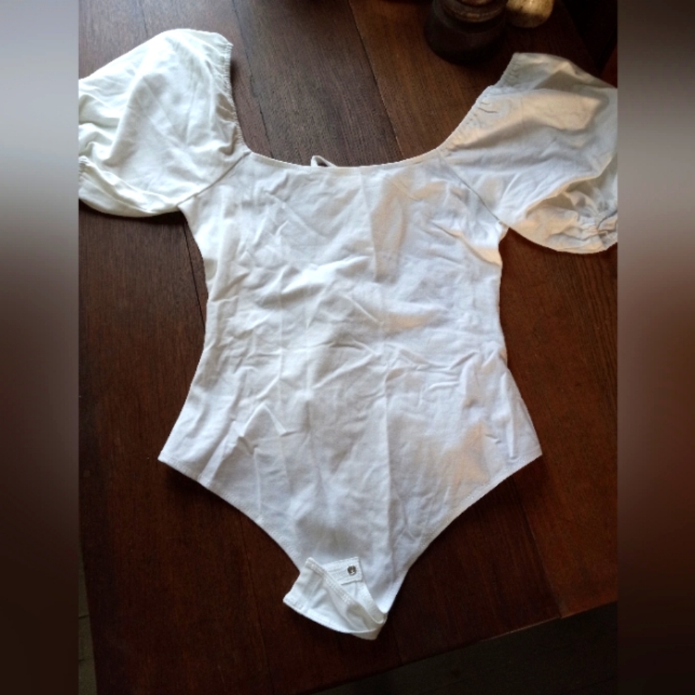 LE LIS bodysuit